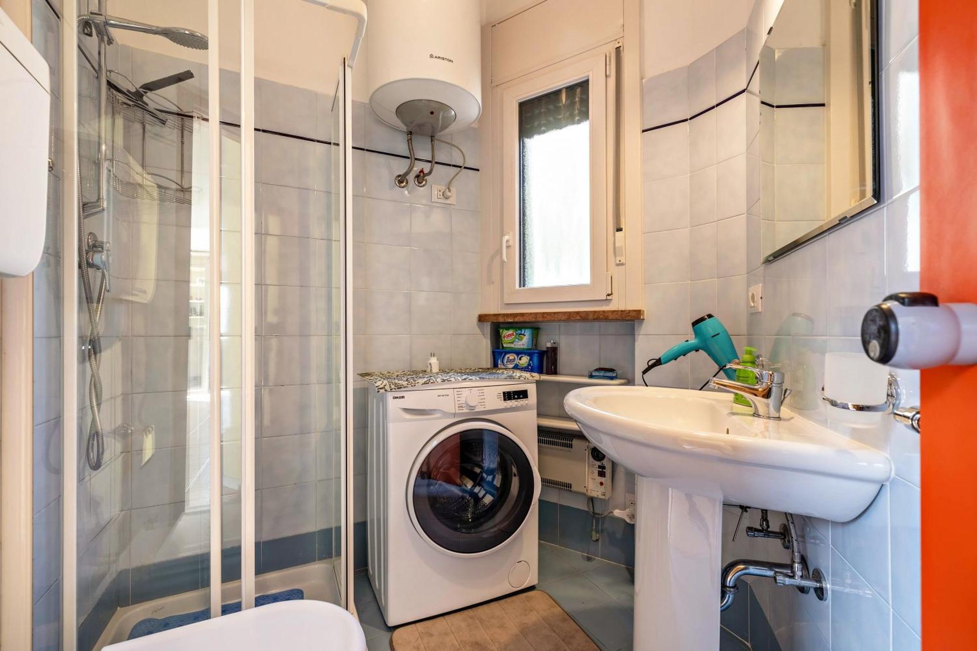 Casa Sara With Swimming Pool Apartment Riva del Garda Bagian luar foto