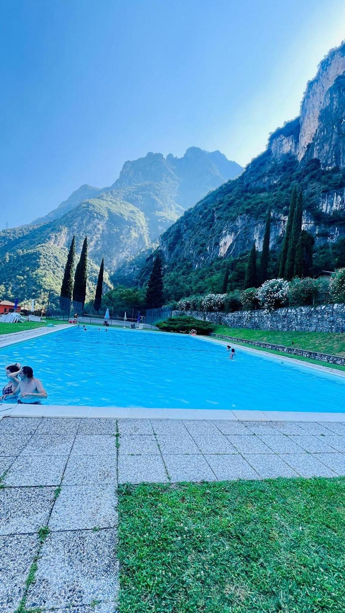 Casa Sara With Swimming Pool Apartment Riva del Garda Bagian luar foto