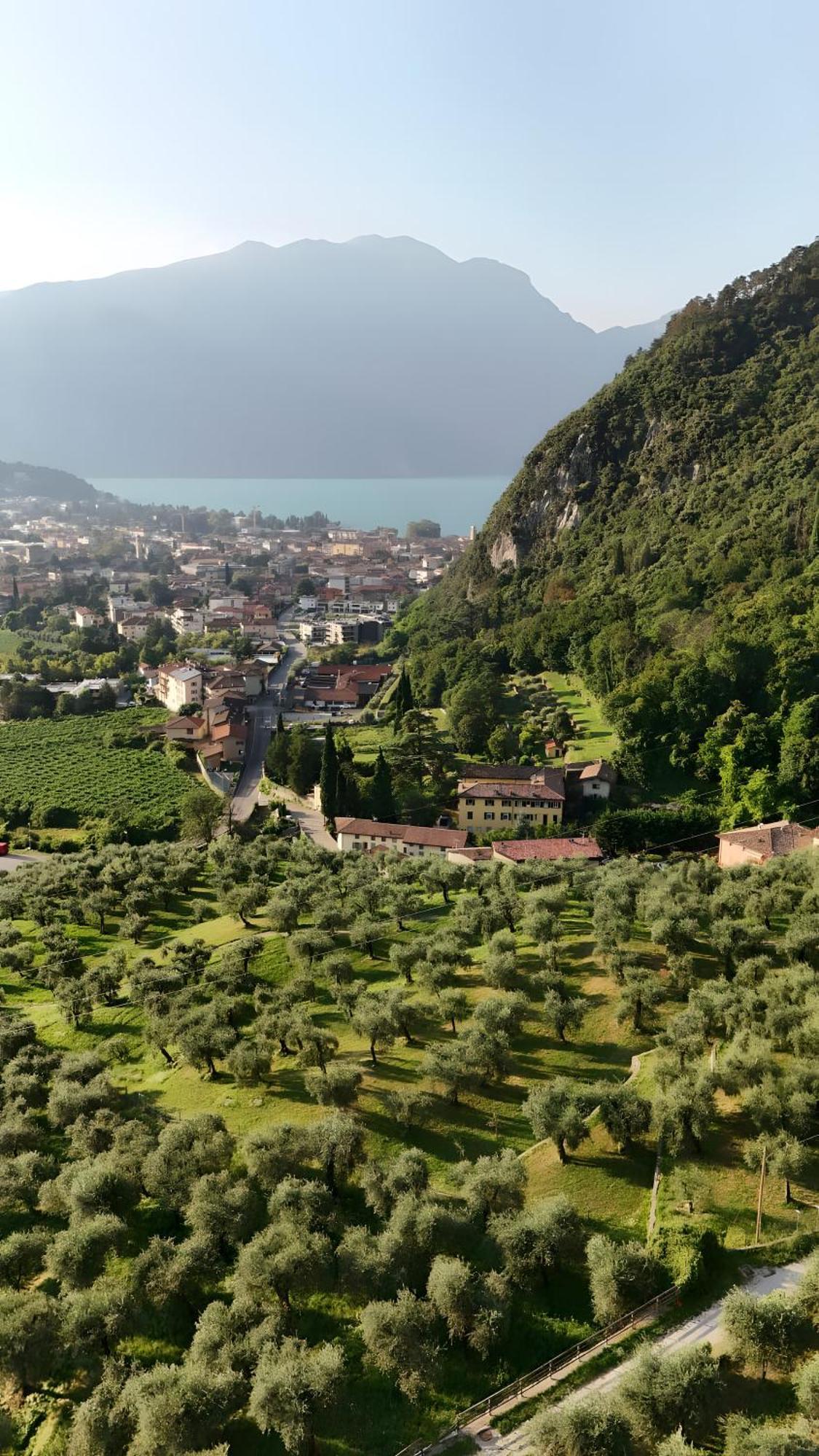 Casa Sara With Swimming Pool Apartment Riva del Garda Bagian luar foto